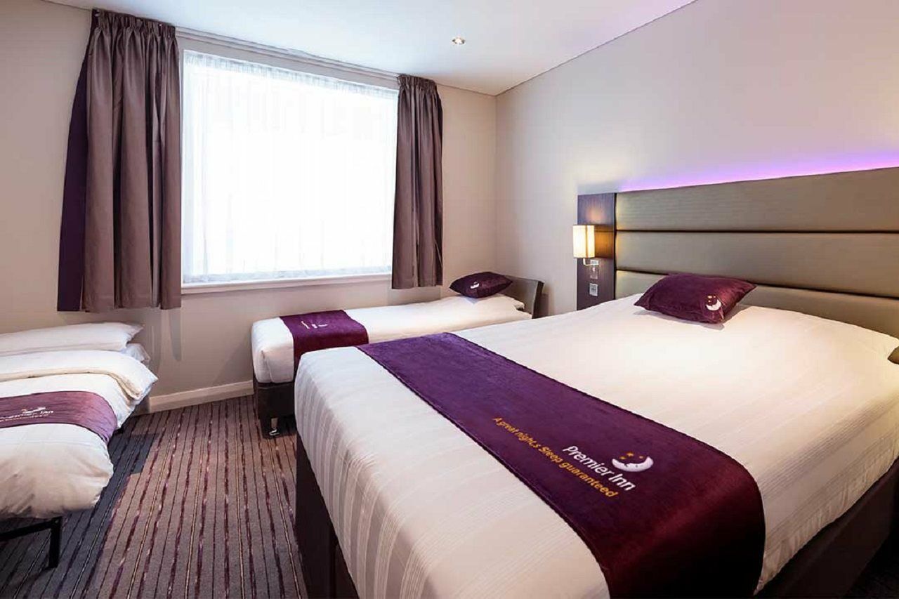 Premier Inn London Clapham Buitenkant foto